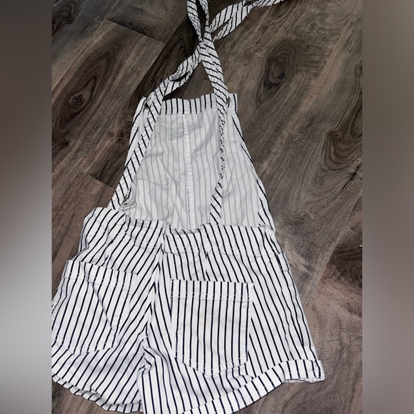 Stripped, shorts overalls - Picture 5 of 9
